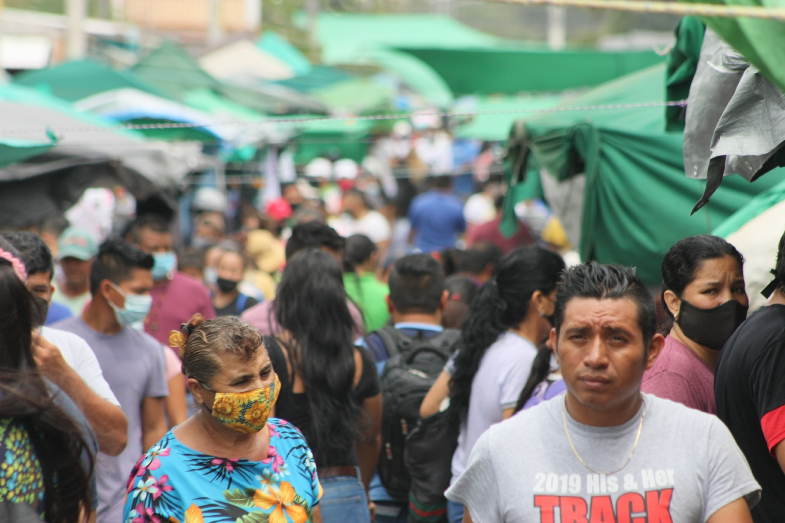 No se adecuó a las medidas del nuevo color del semáforo COVID-19