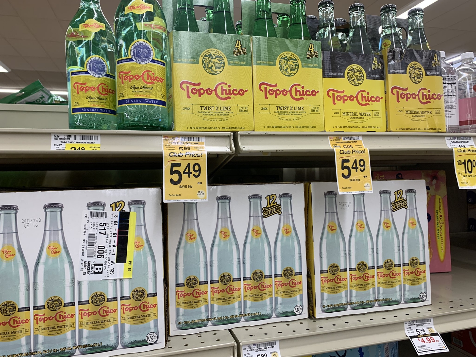 Agua Topo Chico en un supermercado de Arizona Agua Topo Chico en un supermercado de Arizona
