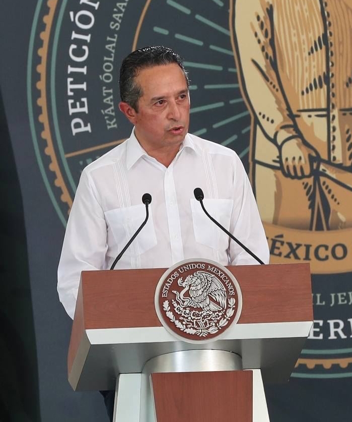 No le importa la veda electoral para promoverse