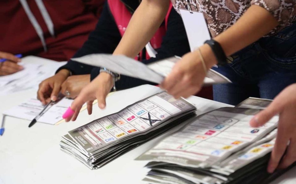 Se estima que el PREP actualice los resultados cada 15 minutos a partir de las 20:00 horas
Se estima que el PREP actualice los resultados cada 15 minutos a partir de las 20:00 horas