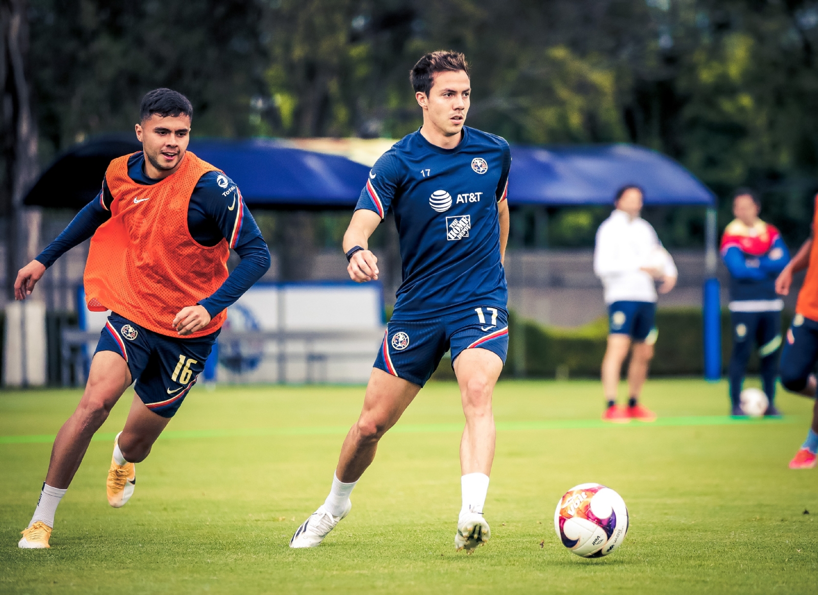 América se enfrentará contra el Pachuca este domingo en el Estadio Azteca América se enfrentará contra el Pachuca este domingo en el Estadio Azteca