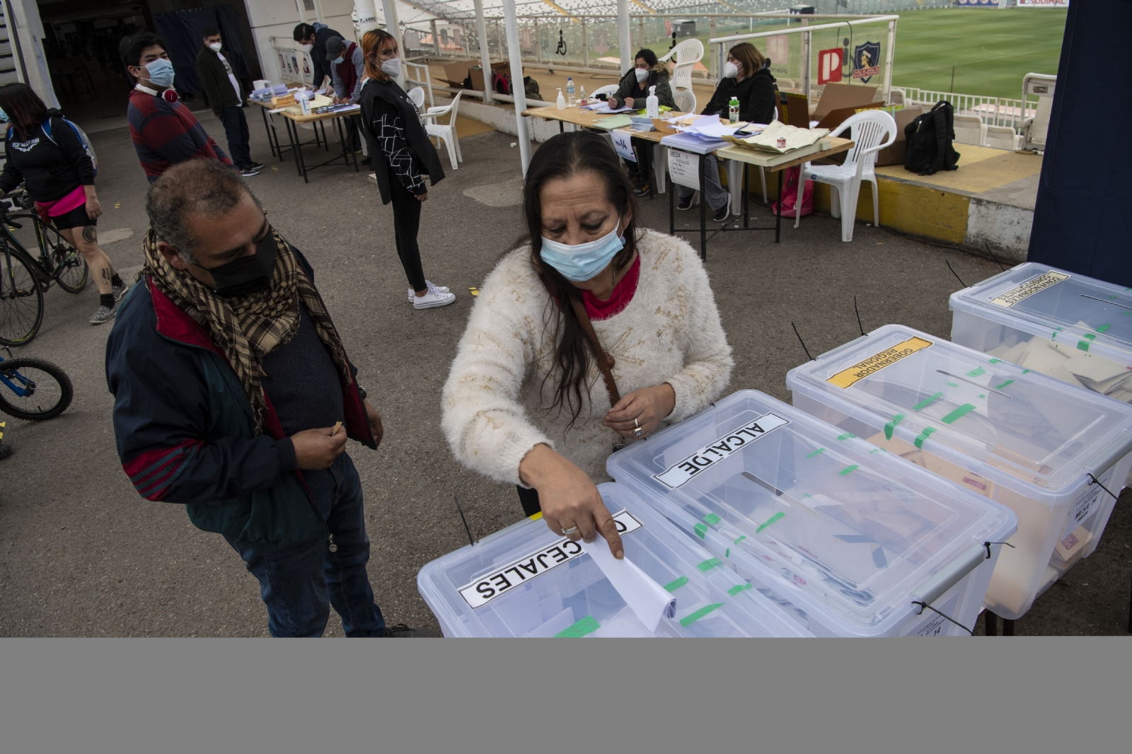 La elección se realizó el sábado y el domingo para evitar contagios por el COVID-19 lo que según expertos pudo influir en esta menor afluencia de votantes La elección se realizó el sábado y el domingo para evitar contagios por el COVID-19 lo que según expertos pudo influir en esta menor afluencia de votantes