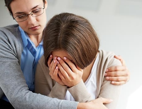 La madre acusó a la psicóloga de importarle más el dinero que ayudar a las personas La madre acusó a la psicóloga de importarle más el dinero que ayudar a las personas