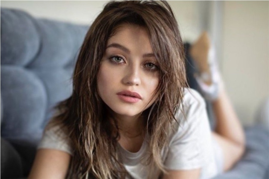 Karol Sevilla.