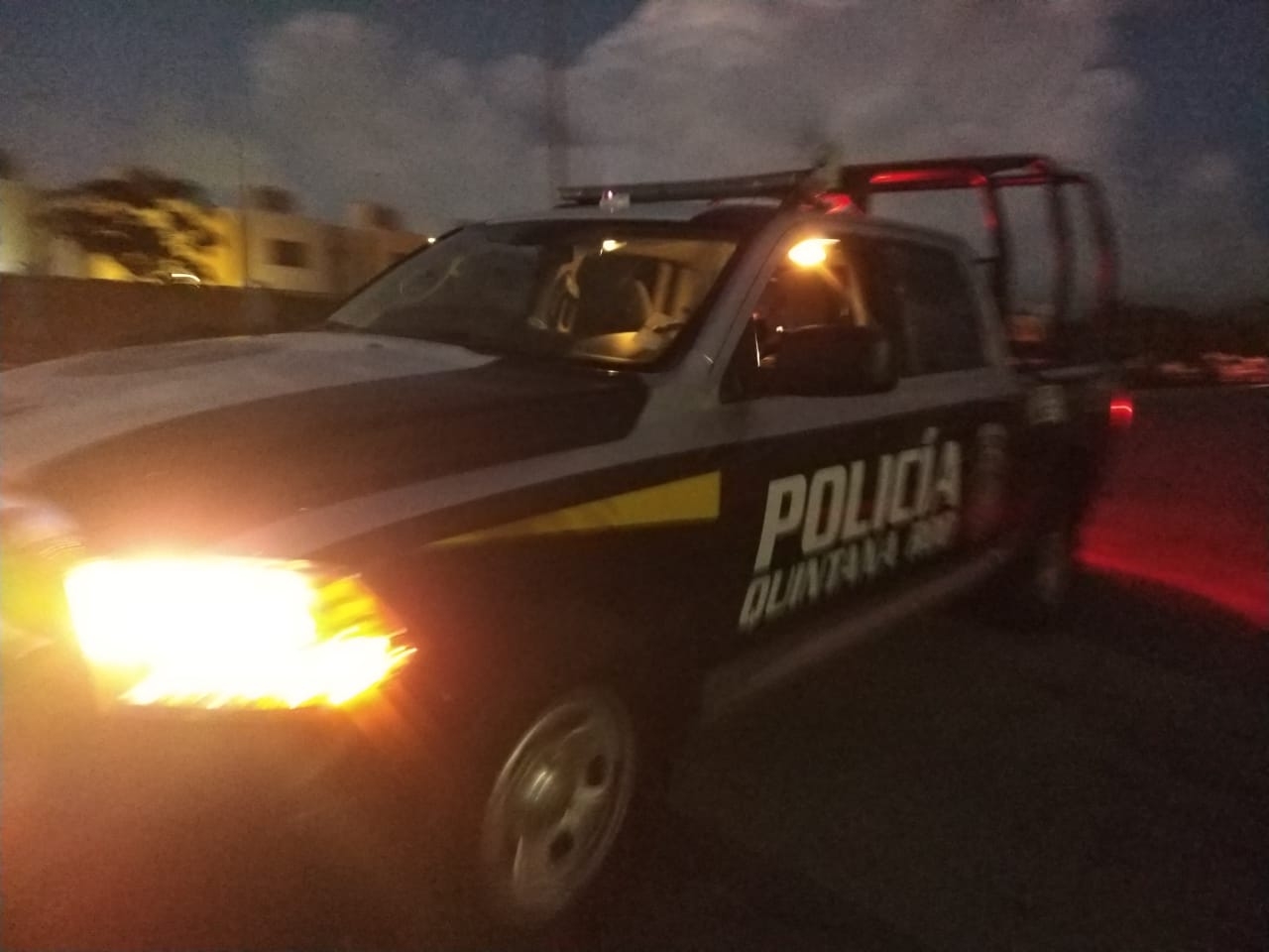 Servicios Periciales, se encuentran en el lugar procesando el área