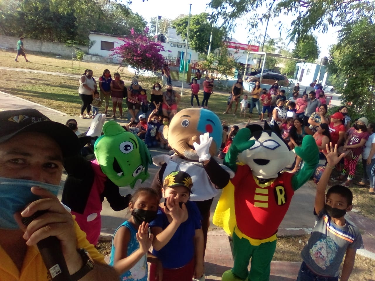 En el puerto han existido un sinfín de personajes y emprendedores dedicados a hacer reír a los niños En el puerto han existido un sinfín de personajes y emprendedores dedicados a hacer reír a los niños