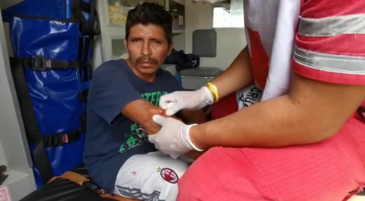 Hombre resultó herido tras ser apuñalado Hombre resultó herido tras ser apuñalado