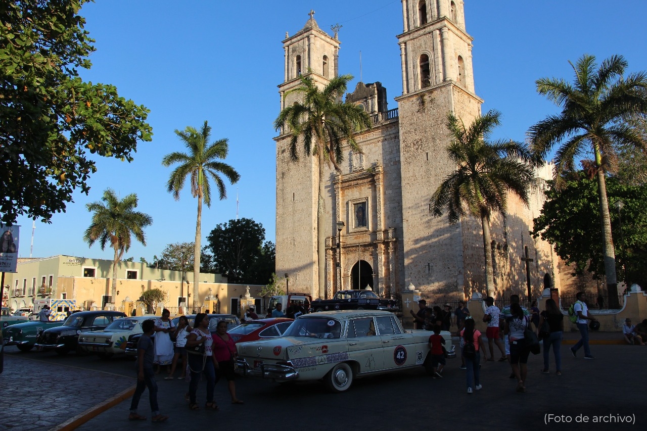Debido a la contingencia sanitaria, el Rally Maya solo dará breves vueltas por el parque principal Debido a la contingencia sanitaria, el Rally Maya solo dará breves vueltas por el parque principal