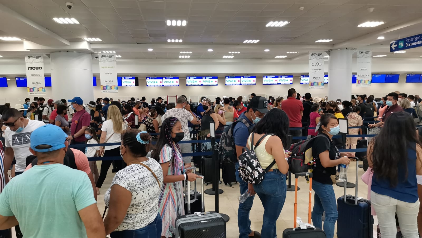 Aeropuerto Internacional de Cancún (AIC).