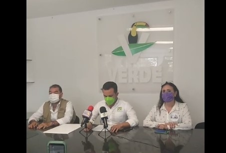Según las declaraciones de Bustamante, los presuntos delincuentes no forman parte del partido político de Janix