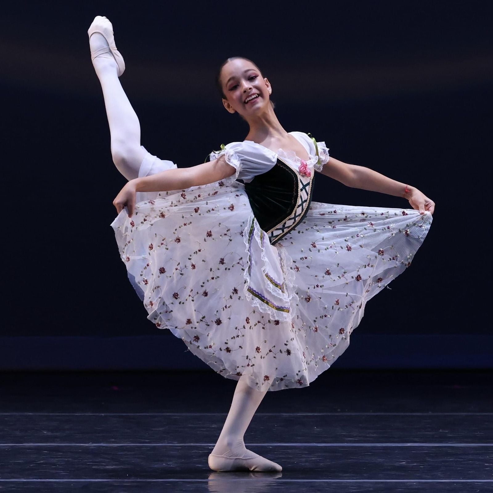 La joven bailarina obtuvo una beca de estudios para el programa intensivo de verano en Nueva York La joven bailarina obtuvo una beca de estudios para el programa intensivo de verano en Nueva York