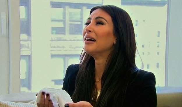 Empleados demandan a Kim Kardashian Empleados demandan a Kim Kardashian