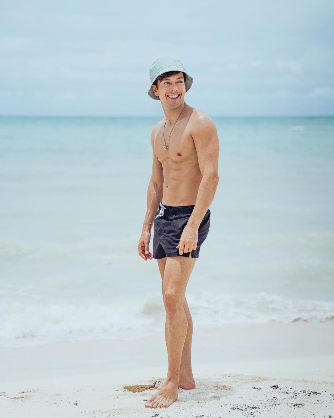 "Regresé al mismo punto donde me enamoré de #Cozumel y me prometí regresar. Segunda vez aquí y vuelo a prometerme estar de vuelta en la isla muy pronto"