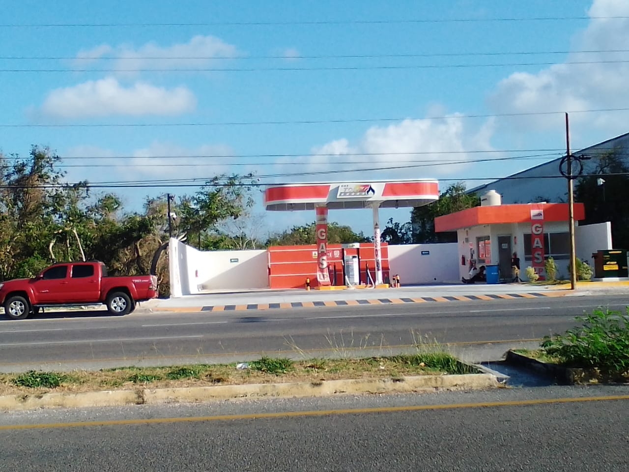 La estación se construyó en pocos meses La estación se construyó en pocos meses