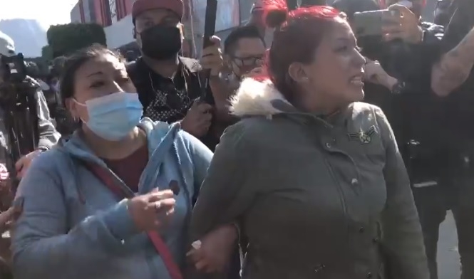 La madre y la abuela de Giovanni Hernández Tapia lo han buscado de hospital en hospital sin dar con su paradero