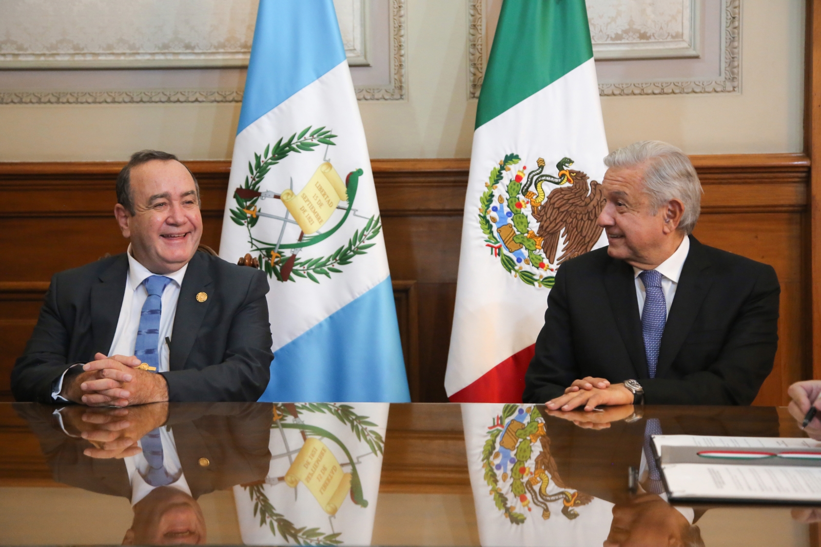 López Obrador y Alejandro Giammattei López Obrador y Alejandro Giammattei