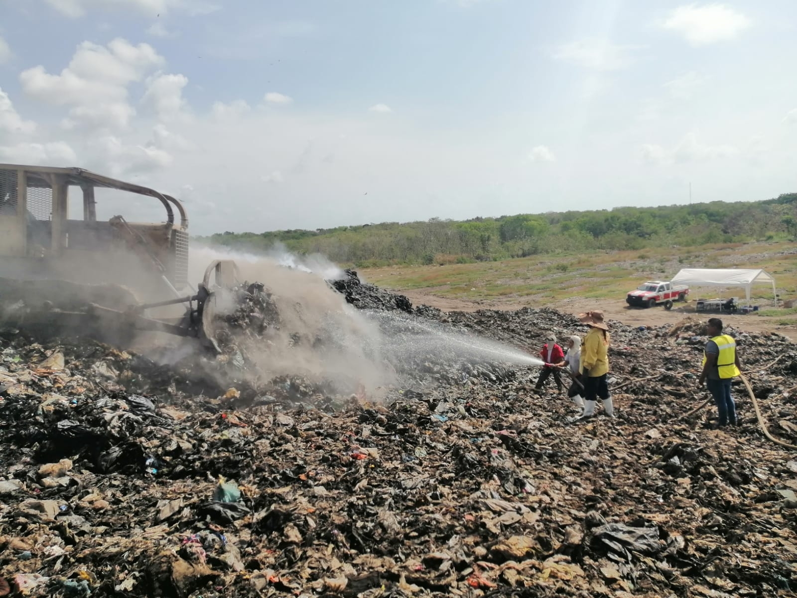 Incendio en el Basurero Municipal de Chetumal Incendio en el Basurero Municipal de Chetumal