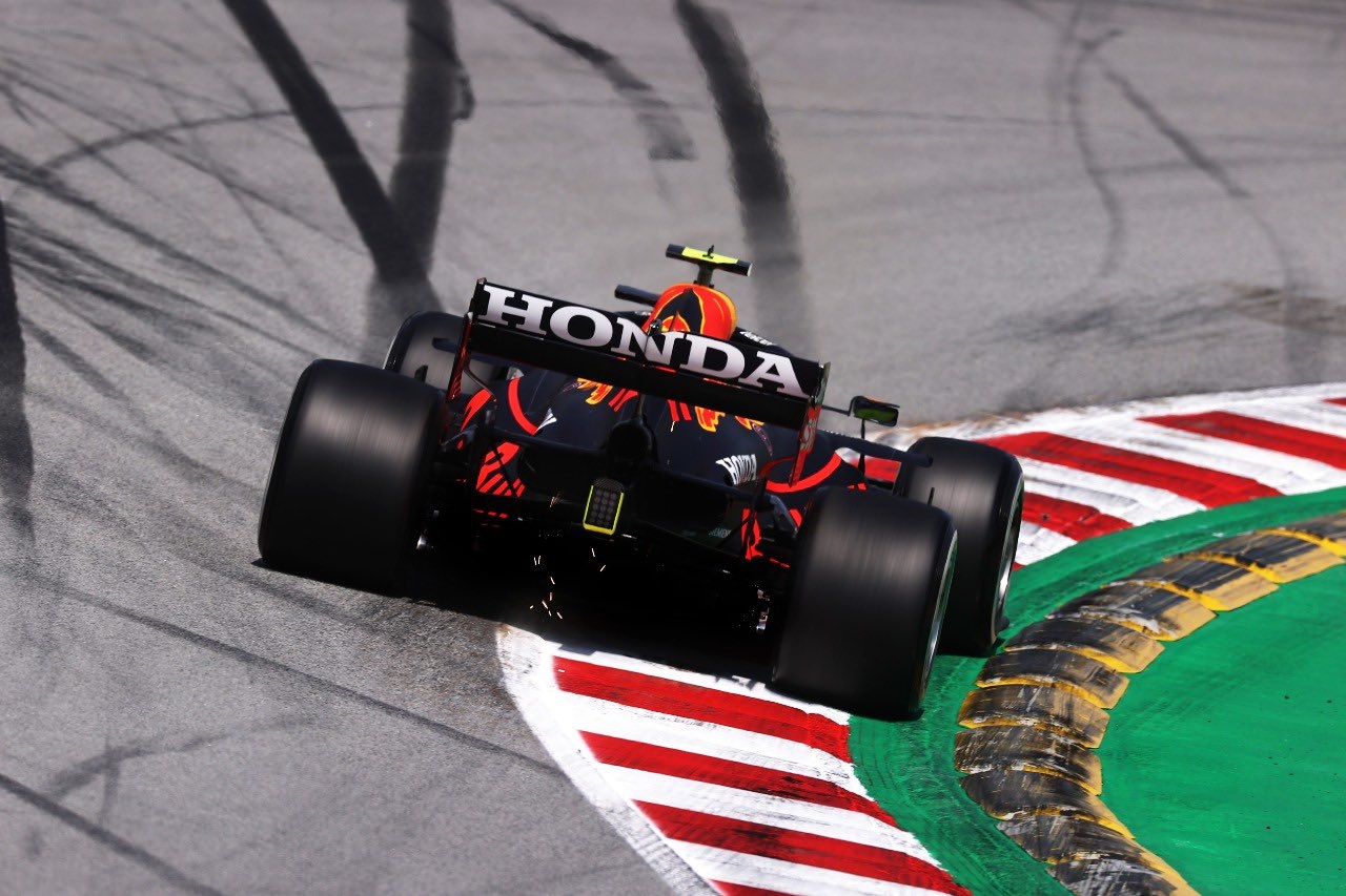 Checo Pérez arrancará en el octavo sitio en el GP de España