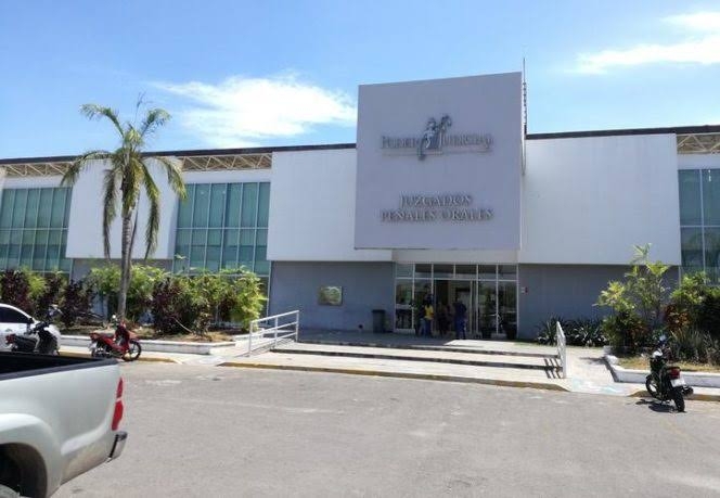 En total se les impuso una sentencia de 69 años y 6 meses de prisión, así como una multa de 339 mil 957.50 pesos En total se les impuso una sentencia de 69 años y 6 meses de prisión, así como una multa de 339 mil 957.50 pesos