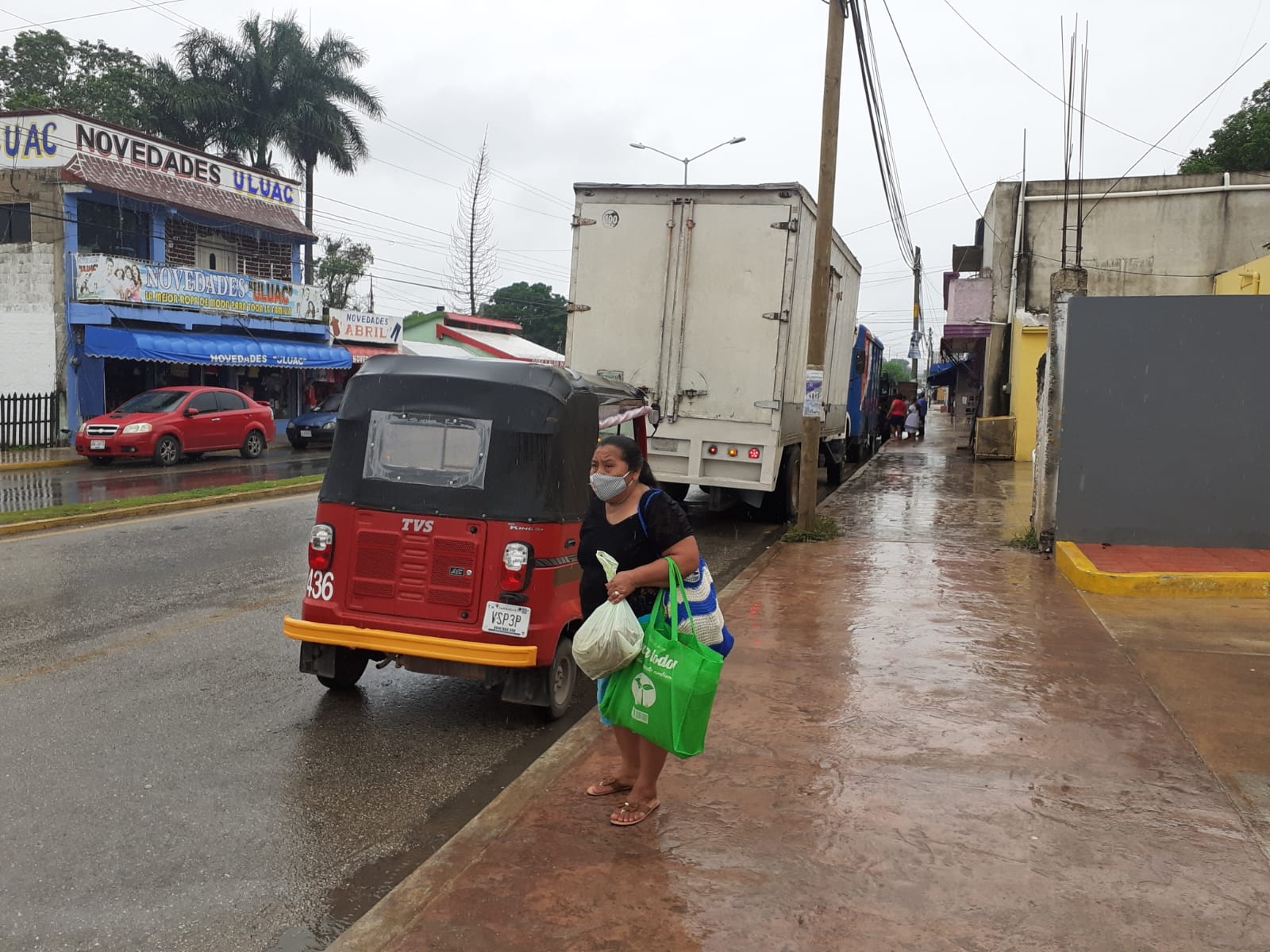 Lluvias en José María Morelos provocan encharcamientos