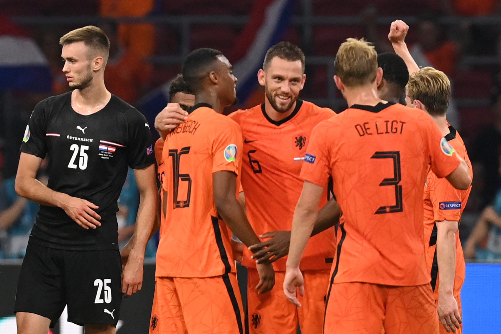 Eurocopa: Holanda obtiene jugoso triunfo frente a Austria