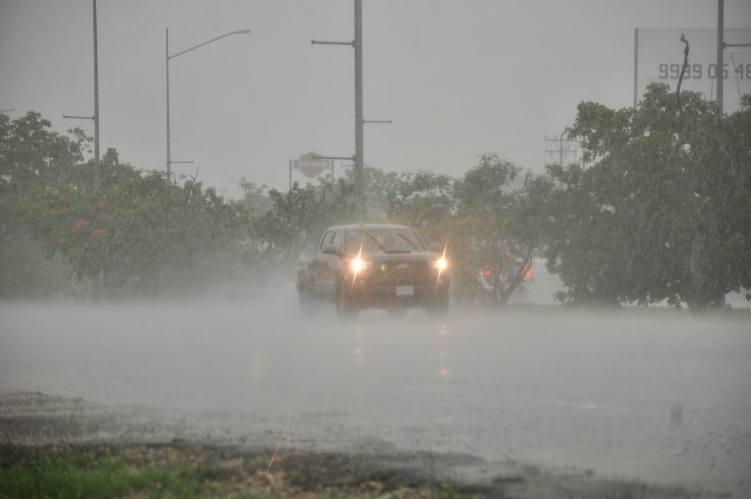 Yucatán espera un día lluvioso con posibilidad de tormentas eléctricas Yucatán espera un día lluvioso con posibilidad de tormentas eléctricas