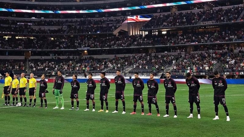 México fue multado y jugará dos partidos sin público; FIFA advirtió que pueden expulsarlos del Mundial de Qatar 2022