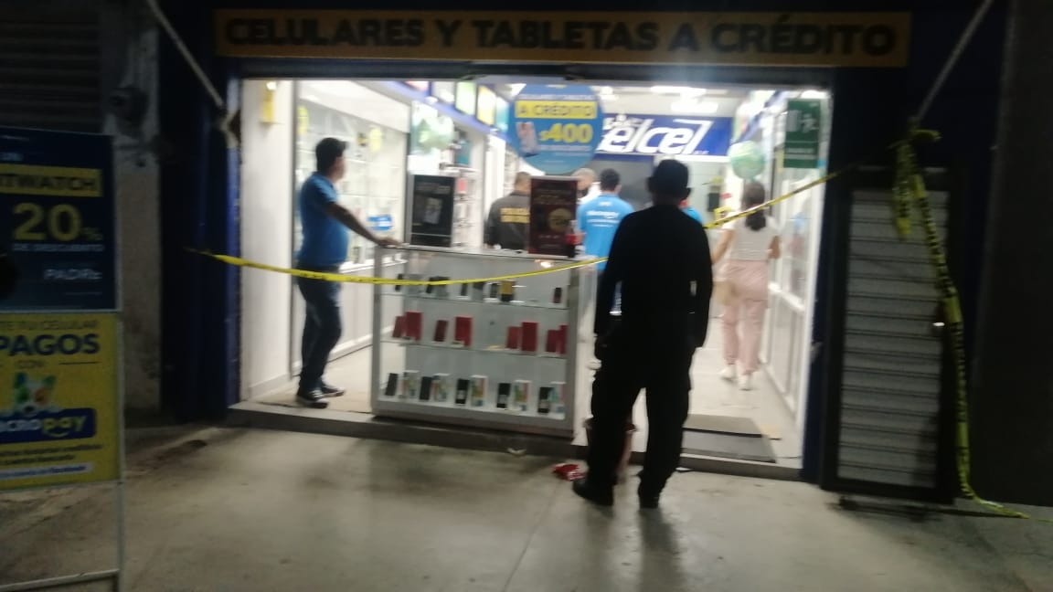 Empleada de Macrocel fue amagada y asaltada con arma de fuego en Escárcega Empleada de Macrocel fue amagada y asaltada con arma de fuego en Escárcega