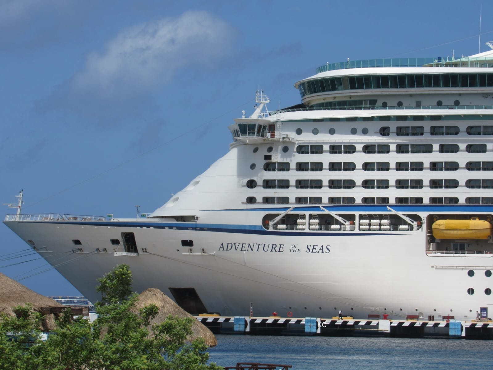 Este martes se contempló la llegada del crucero 'Adventure Of The Seas'