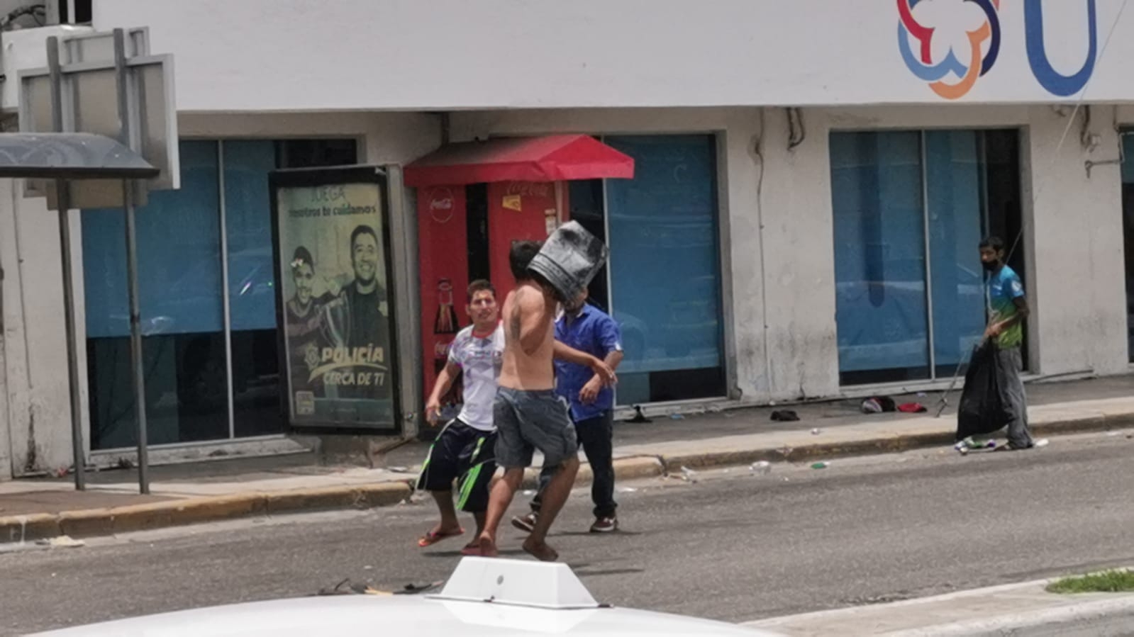 El pleito fue grabado por las cámaras de video vigilancia del centro de control y comando C5
