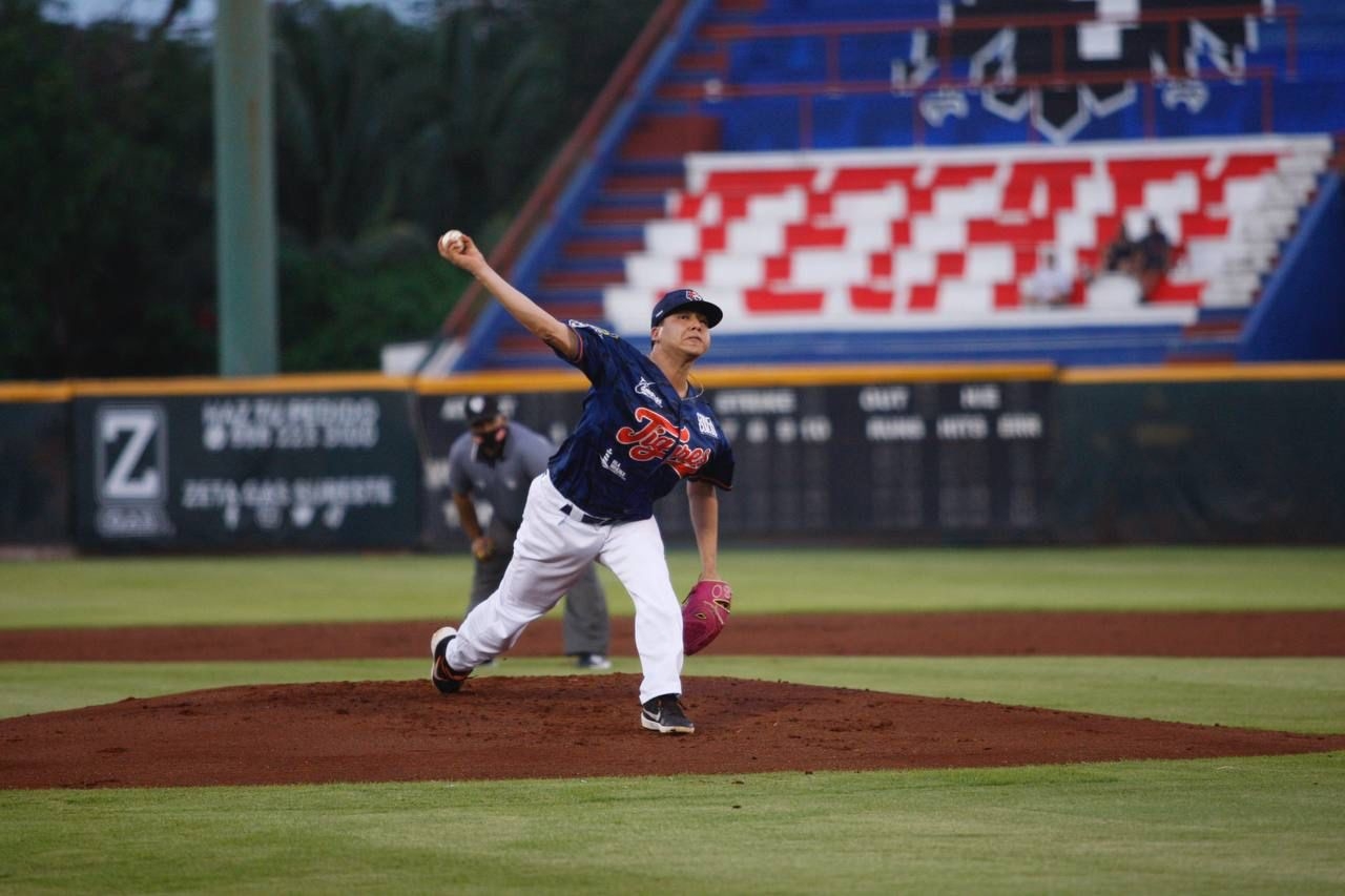 Tigres de Quintana Roo barren a  Guerreros de Oaxaca en el Beto Ávila
