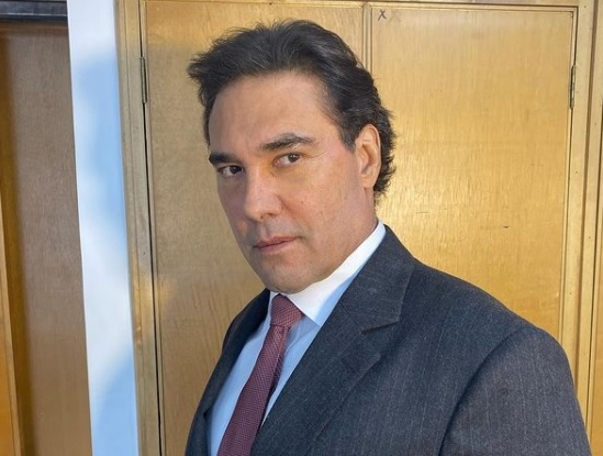 Usuarios de Twitter le recordar a Eduardo Yáñez el supuesto amorío que tuvo con el productor Ernesto Alonzo