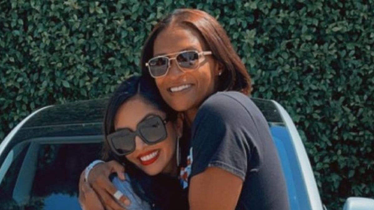 Vanessa Bryant y Shaira Washington Vanessa Bryant y Shaira Washington