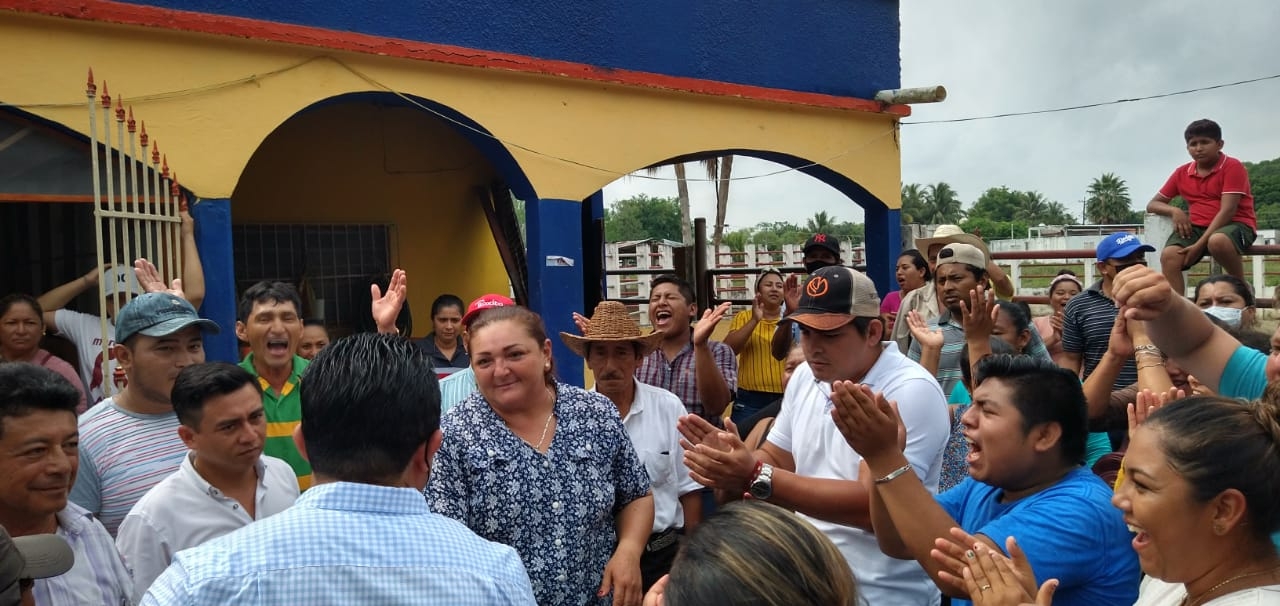 La candidata estuvo retenida por siete horas