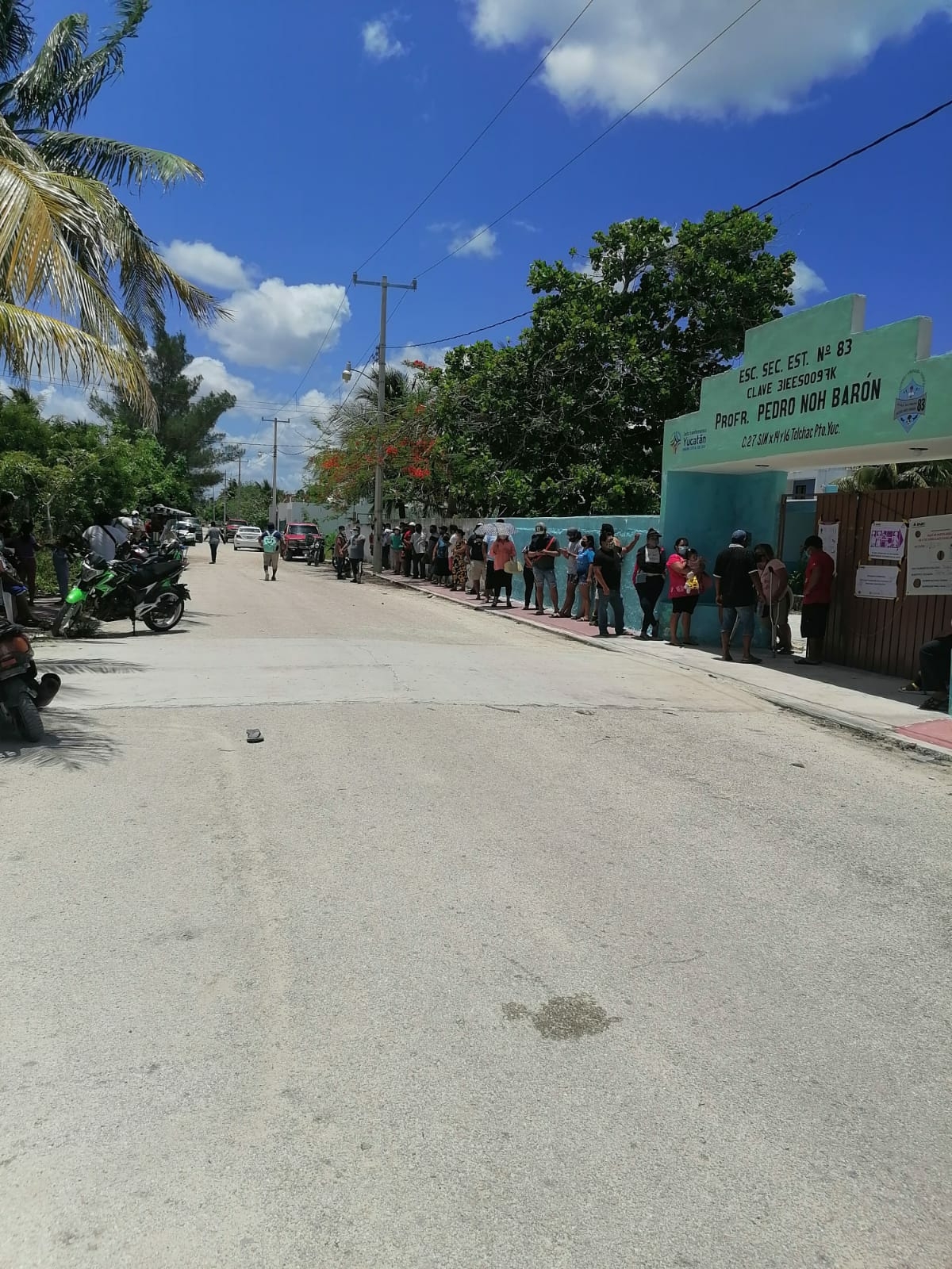 Simpatizante promueven voto en plena jornada electoral