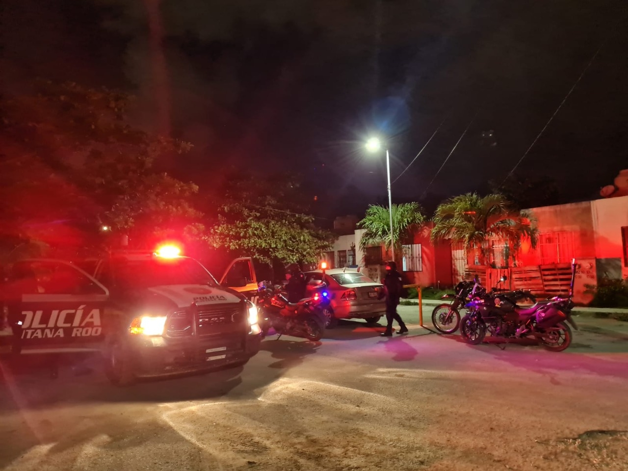 El hombre herido fue trasladado al Hospital General de Cancún para tratar sus lesiones