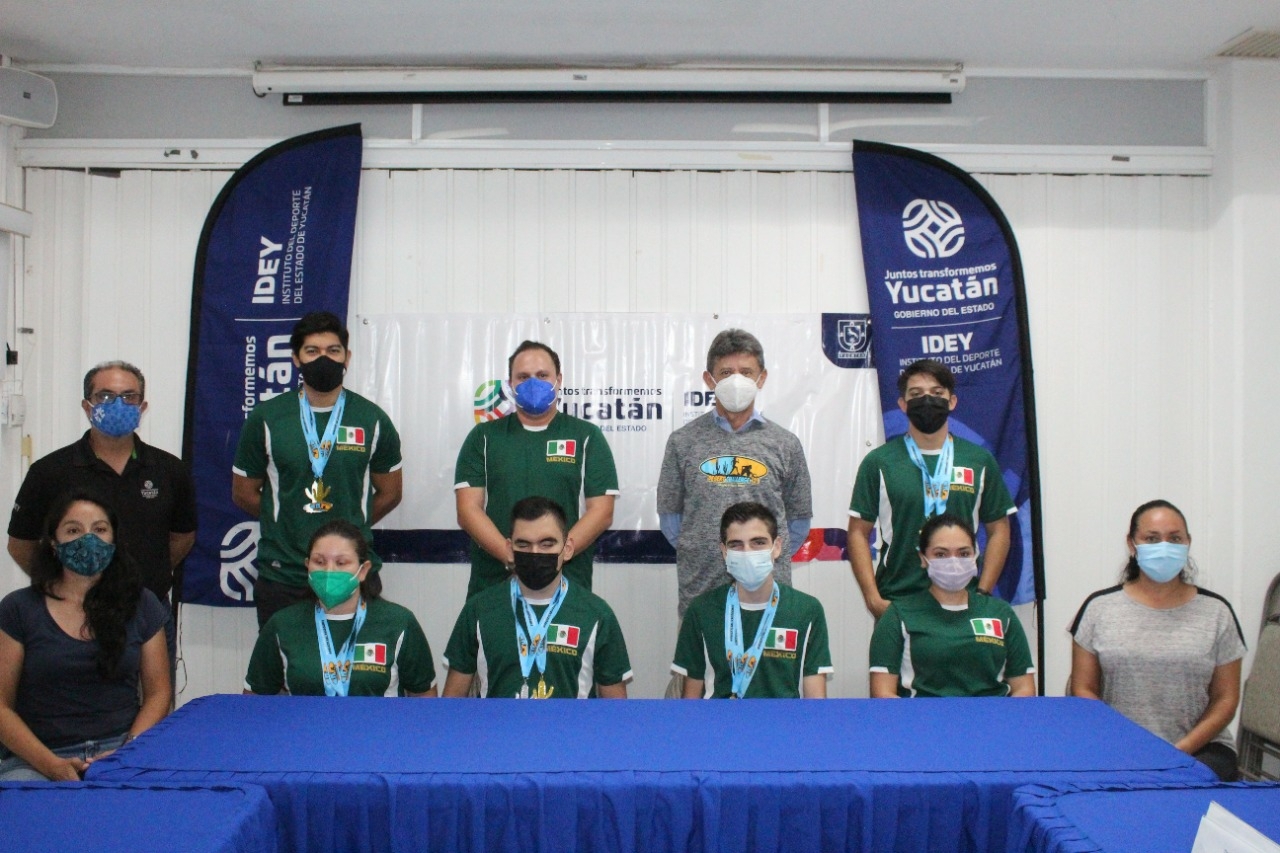 Los deportistas paralímpicos yucatecos Karla Esquivel, Rodrigo Águila y José Flores trajeron medallas de oro y plata a Yucatán Los deportistas paralímpicos yucatecos Karla Esquivel, Rodrigo Águila y José Flores trajeron medallas de oro y plata a Yucatán