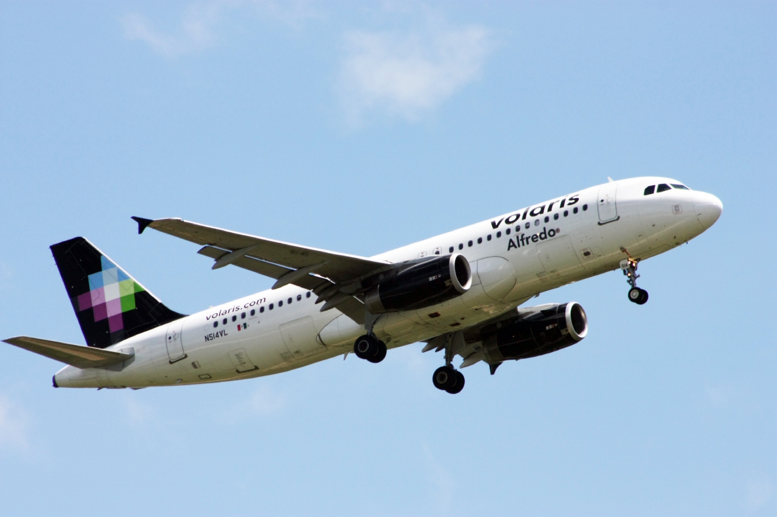 Volaris no ha dado detalles de la cancelación de su salida hacia Monterrey desde el Caribe Mexicano