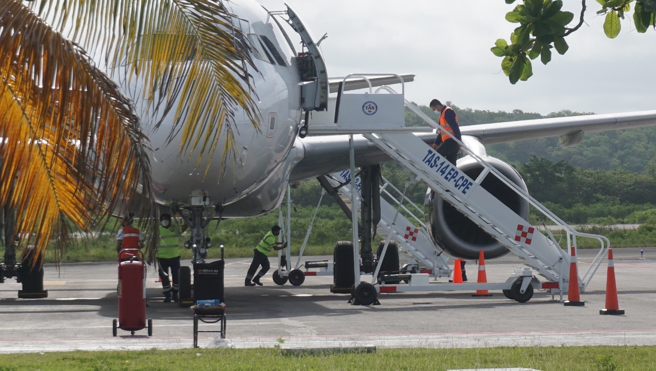 Viva Aerobus y Volaris continuaran con tres conexiones de llegada Viva Aerobus y Volaris continuaran con tres conexiones de llegada