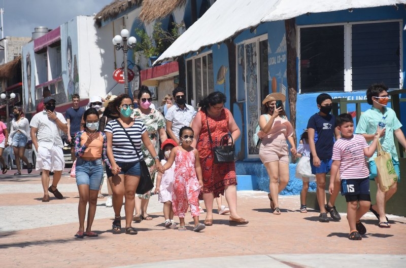 El desacato de las medidas sanitarias provoca que la dispersión viral continúe avanzando peligrosamente en Quintana Roo El desacato de las medidas sanitarias provoca que la dispersión viral continúe avanzando peligrosamente en Quintana Roo