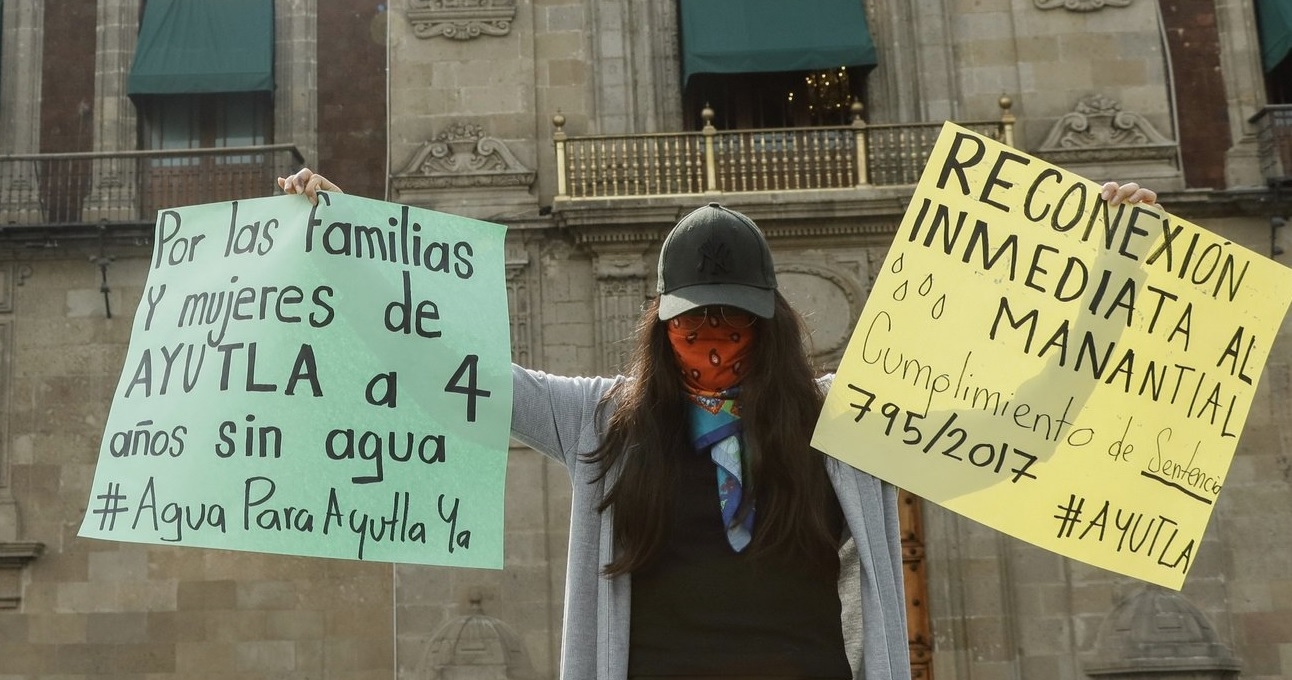 Aseguró que las familias y mujeres de Ayutla tienen cuatro años sin agua