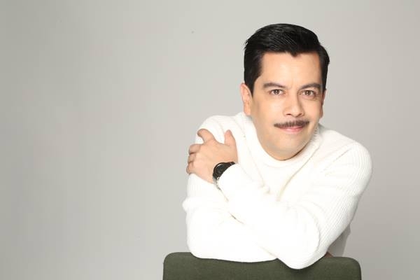 El actor presumió en su cuenta de Facebook lo bien que la pasa en la ciudad de la Península de Yucatán
