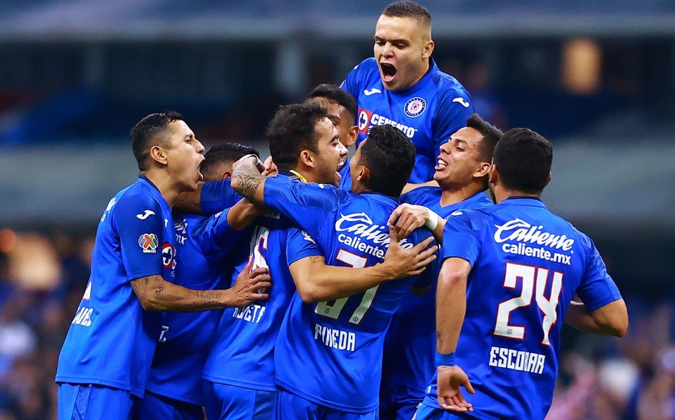 La maquina cementera de la Cruz Azul juega esta noche su tercer partido de pretemporada en Estados Unidos La maquina cementera de la Cruz Azul juega esta noche su tercer partido de pretemporada en Estados Unidos