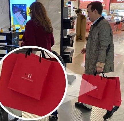 La exlíder de Morena fue captada en Palacio de Hierro comprando productos de la famosa marca Carolina Herrera