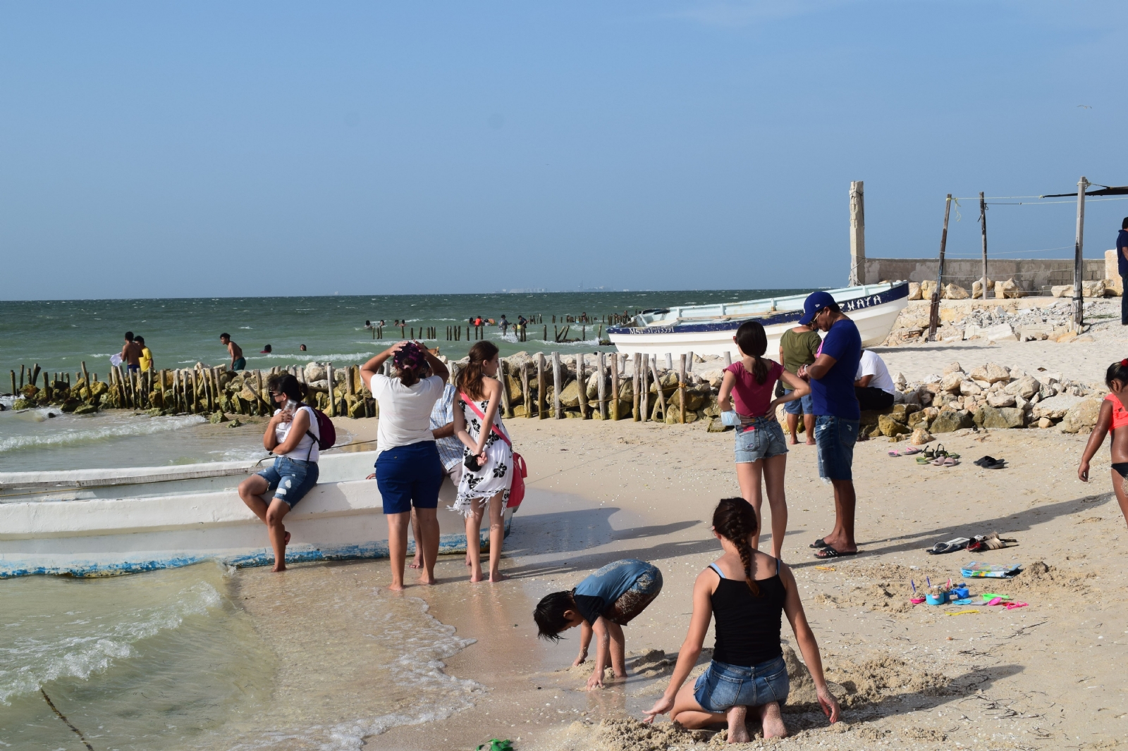 Se notificó que varias personas intentaron burlar la vigilancia e ingresar a la playa, que está restringida