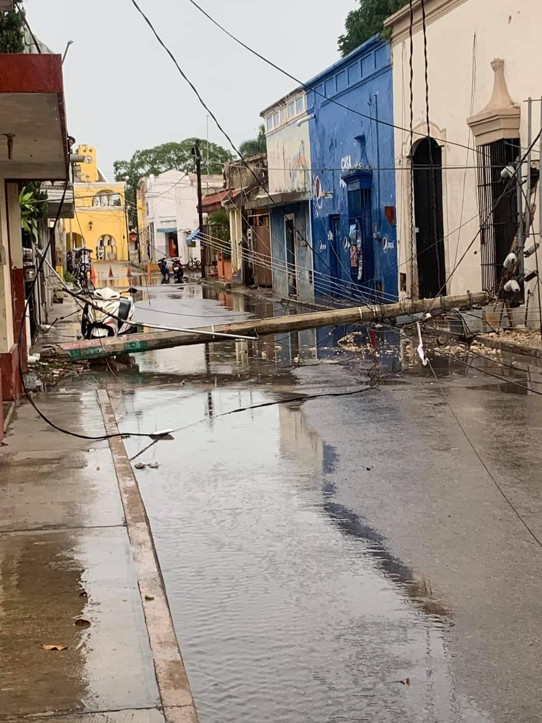 Los trabajos para levantar la estructura afectaron el tránsito en los diferentes puntos de esta ciudad