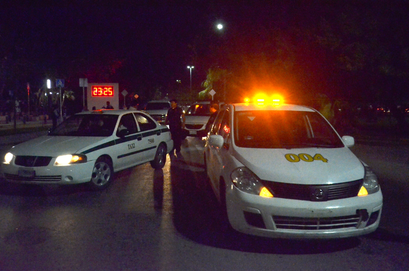 Suman 20 ataques contra taxistas de Cancún en lo que va del 2021