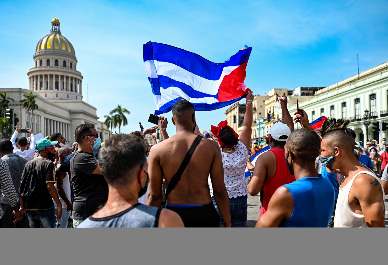 El Presidente de Cuba acusó que existe una intensión de separar pueblo, estado, de gobierno, de partido. El Presidente de Cuba acusó que existe una intensión de separar pueblo, estado, de gobierno, de partido.
