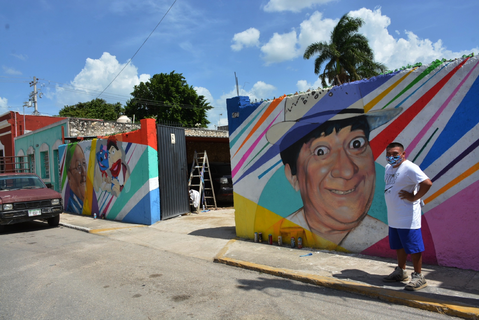El mural fue realizado con el uso de una técnica que mezcla pinturas vinílicas y acrílicos en aerosol