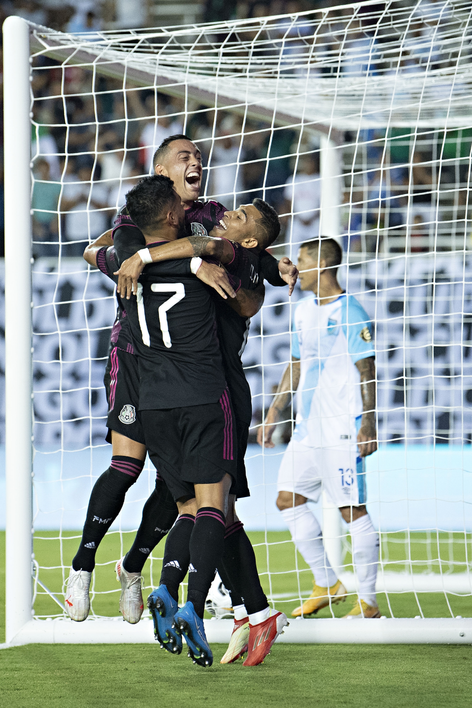 Rogelio Funes Mori y Orbelín Pineda fueron los héroes de la noche